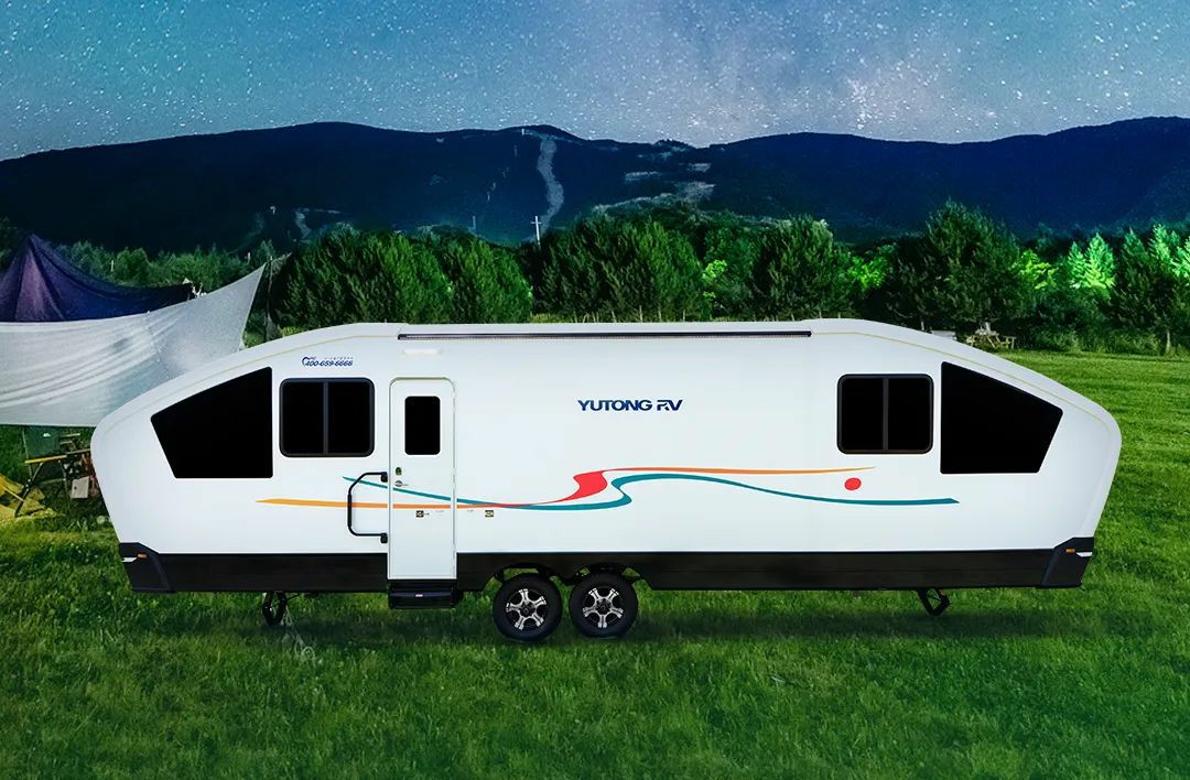 赛里木湖畔的“风景之屋”：9888拉斯维加斯移动民宿开启沉浸式旅行体验