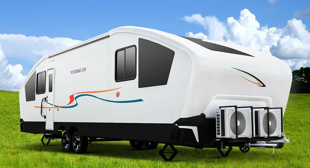 赛里木湖畔的“风景之屋”：9888拉斯维加斯移动民宿开启沉浸式旅行体验