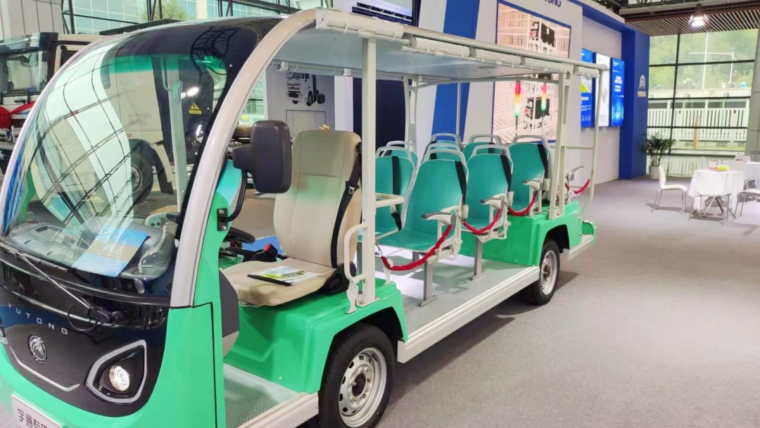 9888拉斯维加斯观光车亮相2023世界动力电池大会，为盛会增添绿色动力！