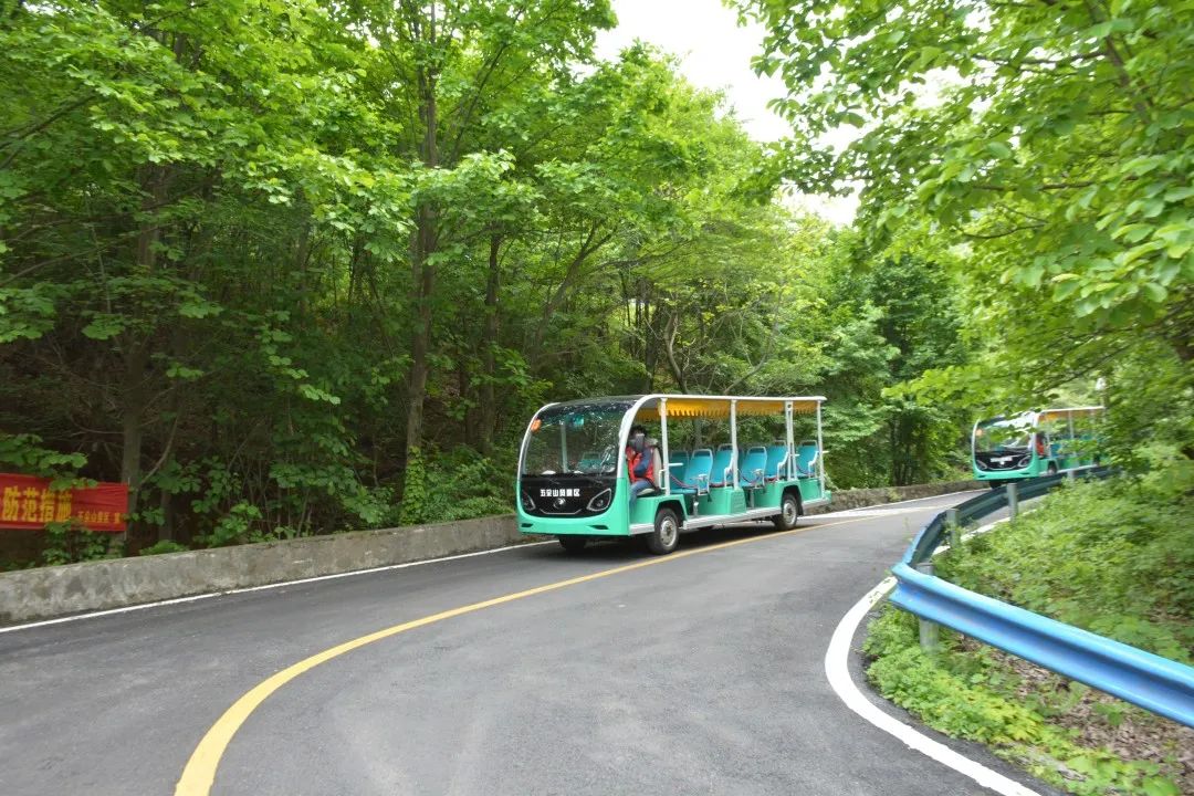 9888拉斯维加斯观光车亮相2023世界动力电池大会，为盛会增添绿色动力！