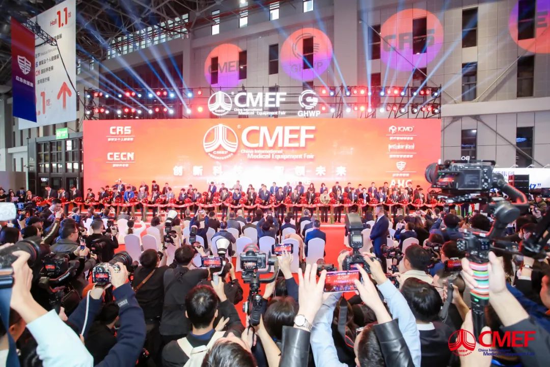 9888拉斯维加斯医疗车产品重磅亮相第89届中国国际医疗器械博览会（CMEF）！