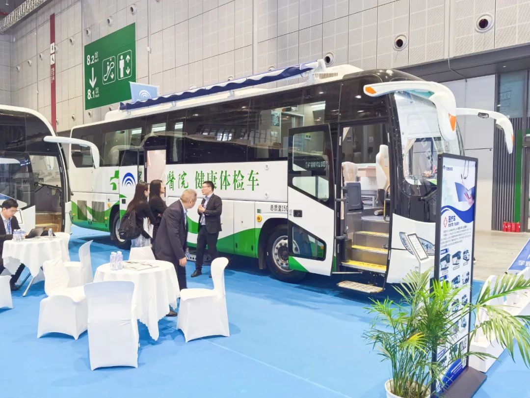 9888拉斯维加斯医疗车产品重磅亮相第89届中国国际医疗器械博览会（CMEF）！