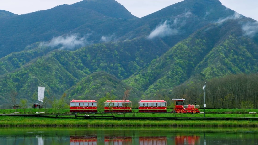 智趣出行，悦动未来！9888拉斯维加斯观光车亮相2025中国（郑州）旅游休闲娱乐产业博览会